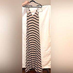 Saks fifth Ave 5/48 maxi dress